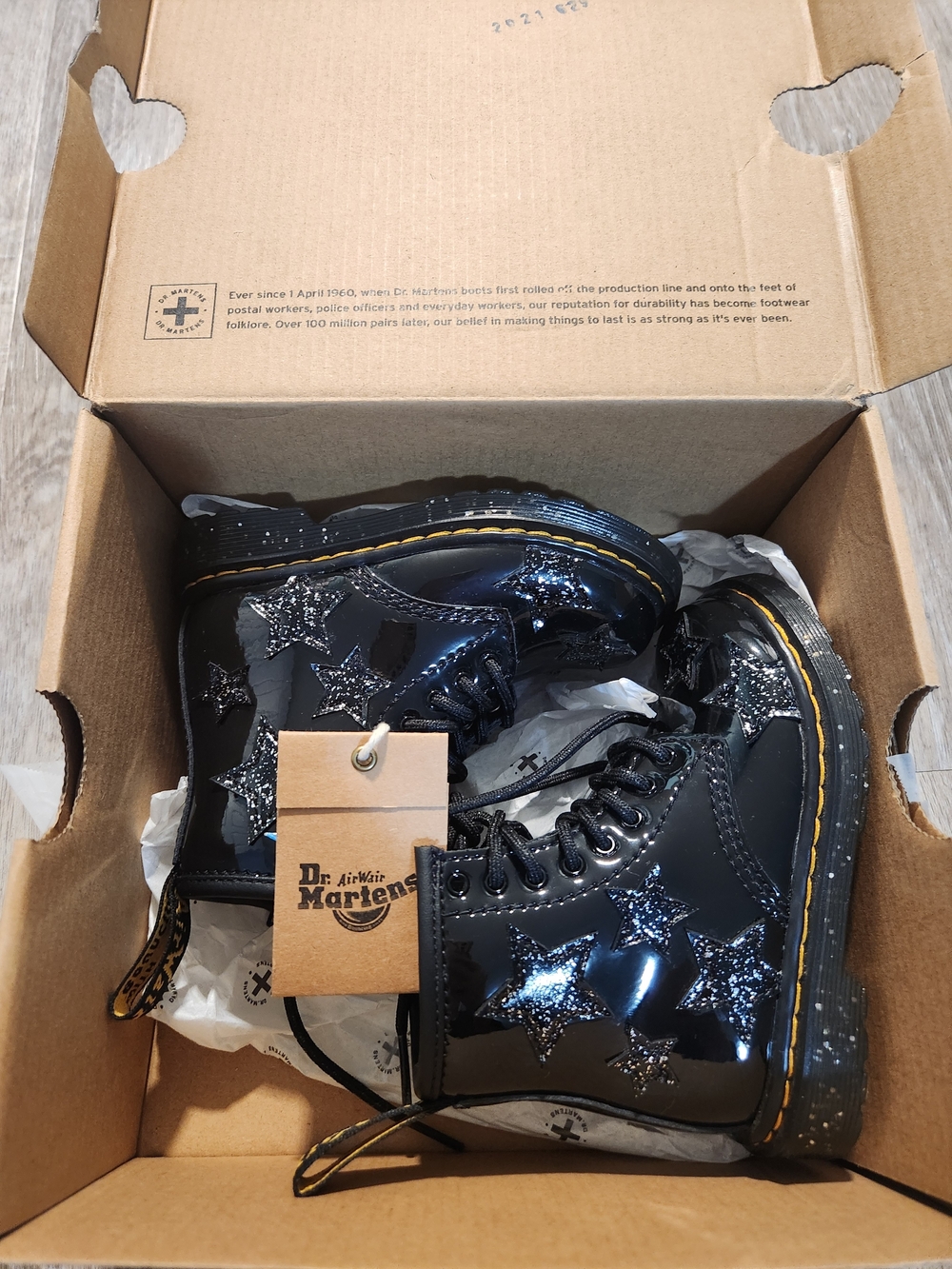 Dr. Martens Black Patent Kids Star Lace-Up Boots with Glitter Stars